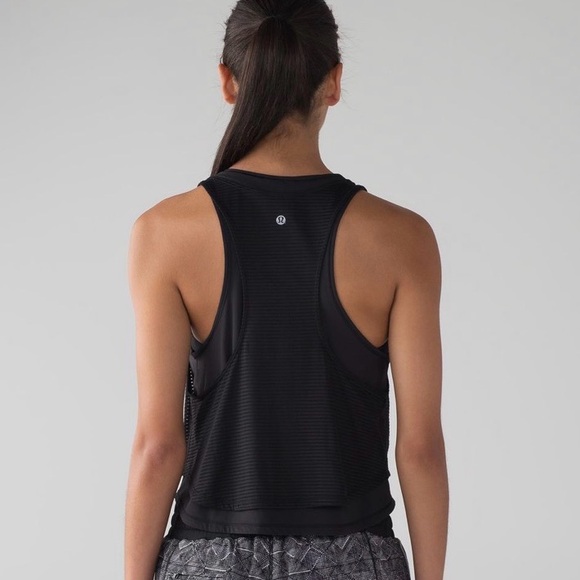 Lululemon Lean In Mesh Tank - Picture 5 of 6